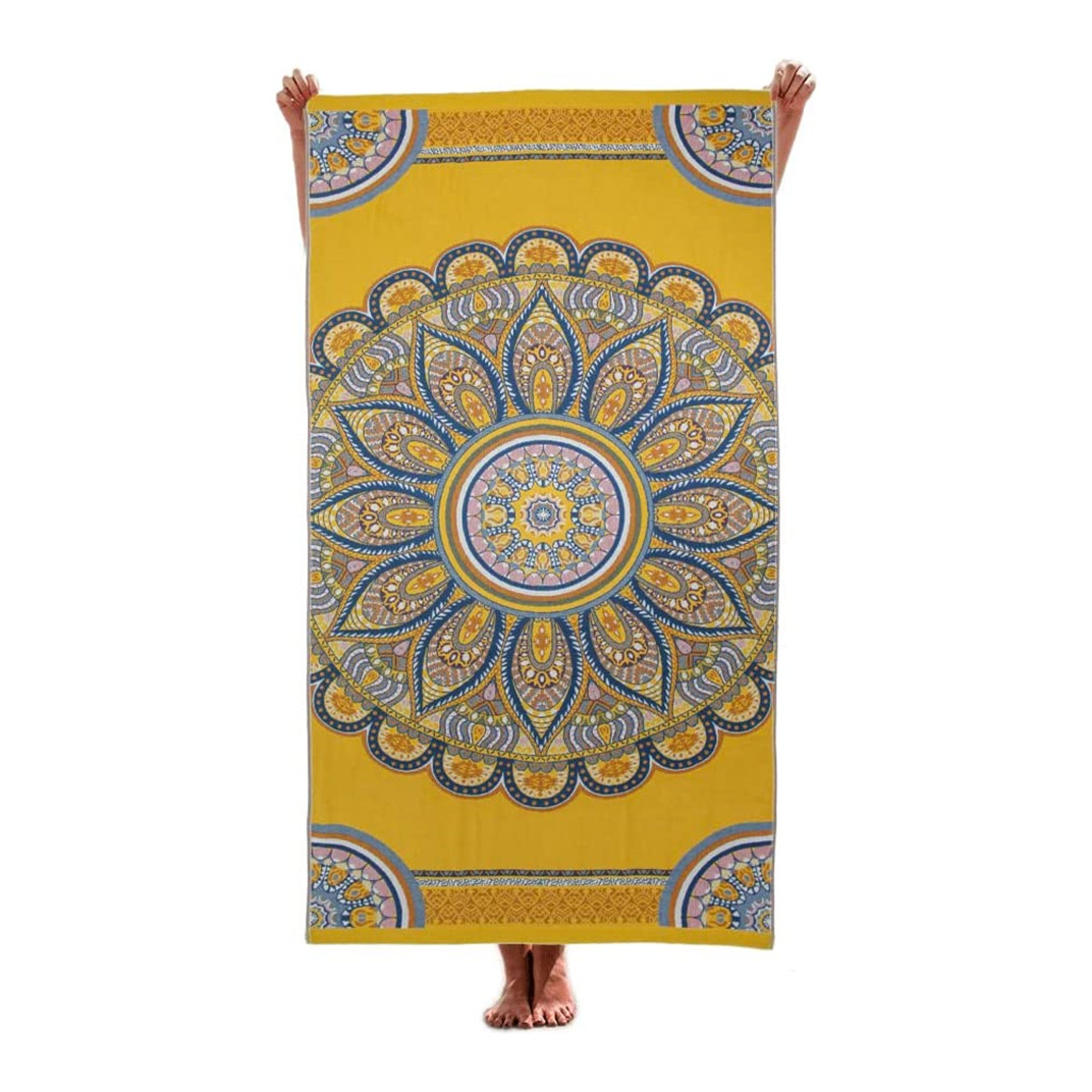 Bath Towel Distributor